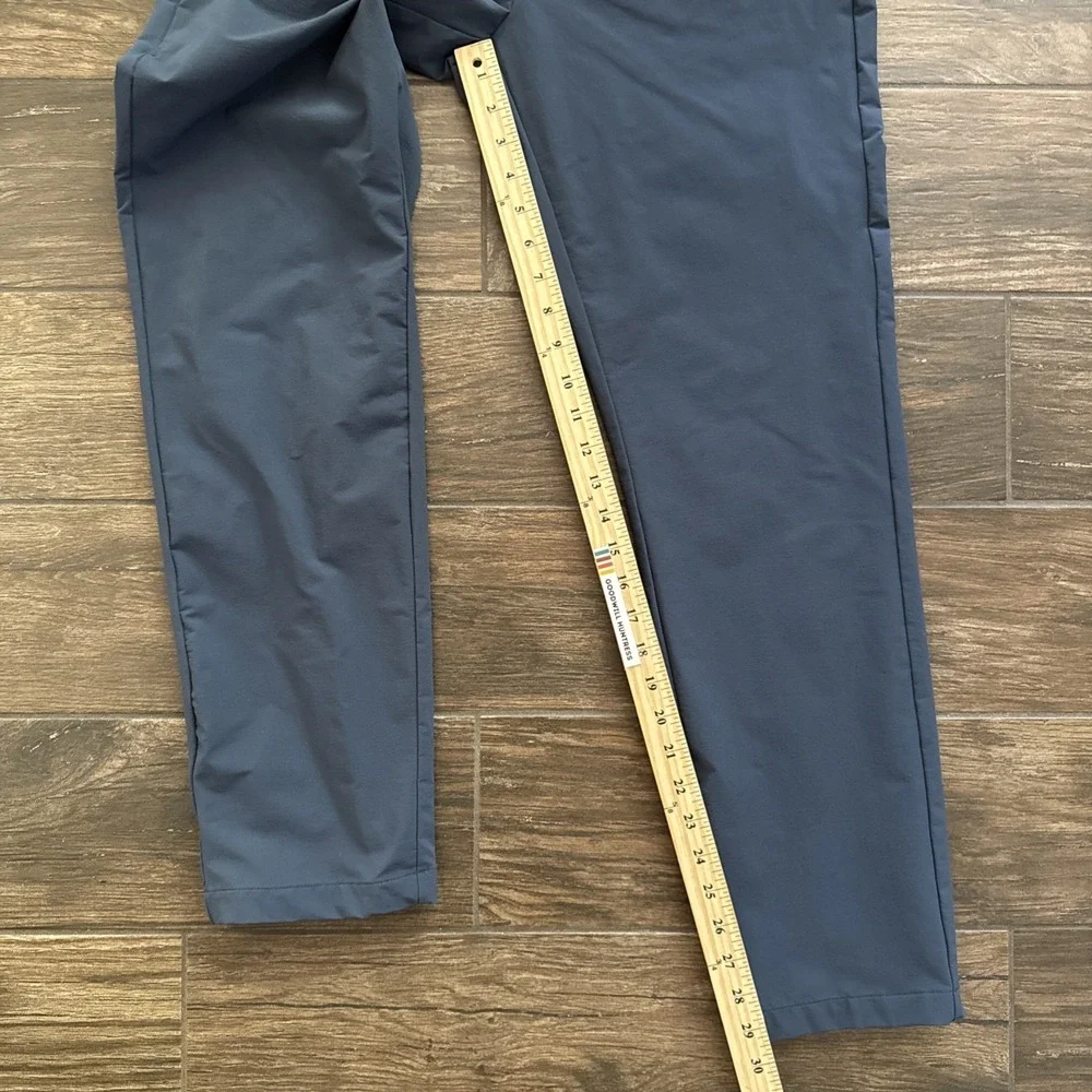 FIGS Pro Scrub Pants Men Medium Navy Blue Zip Fly Stretch Nylon Hybrid Pockets